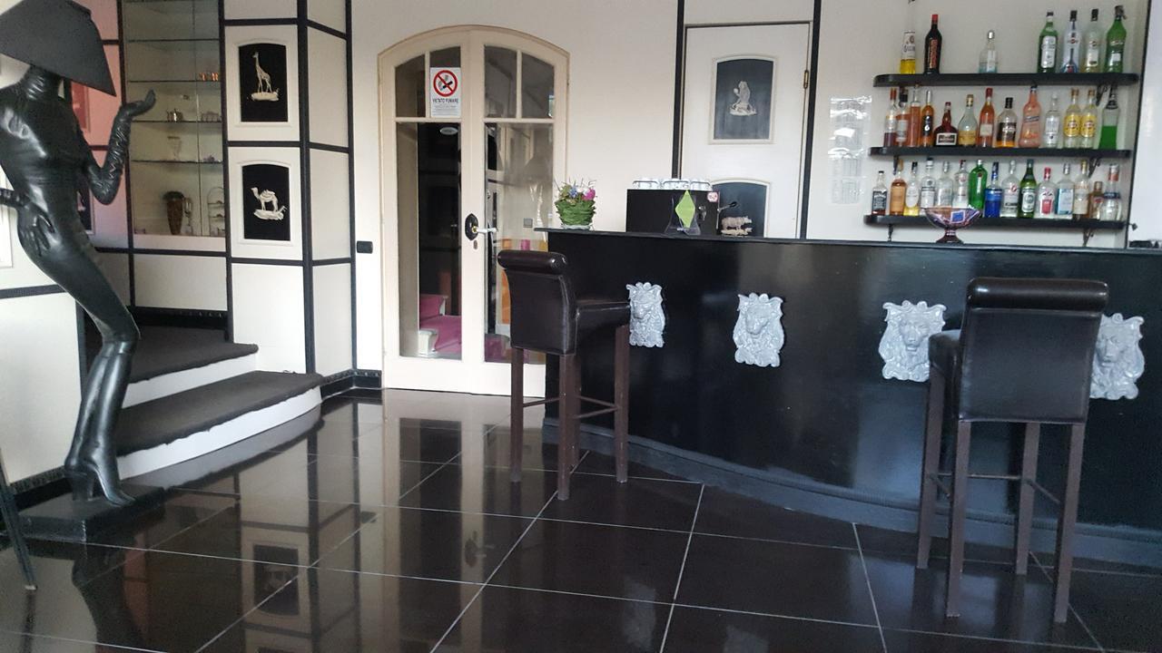 I Giardini Di Giano Bed & Breakfast ตอร์เรฟาโร ภายนอก รูปภาพ