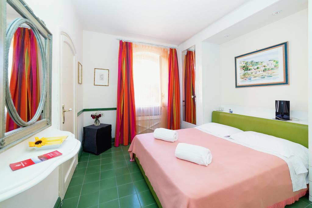 I Giardini Di Giano Bed & Breakfast ตอร์เรฟาโร ภายนอก รูปภาพ